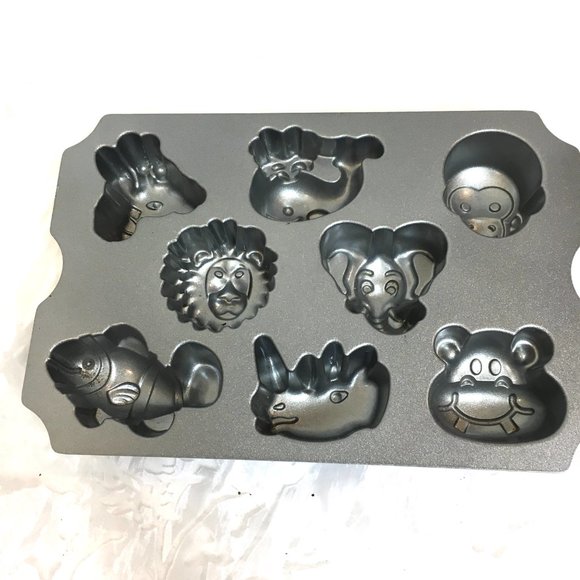 NORDIC WARE  Zoo Animal Friends Muffin Cake Baking Pan EUC - Picture 5 of 8